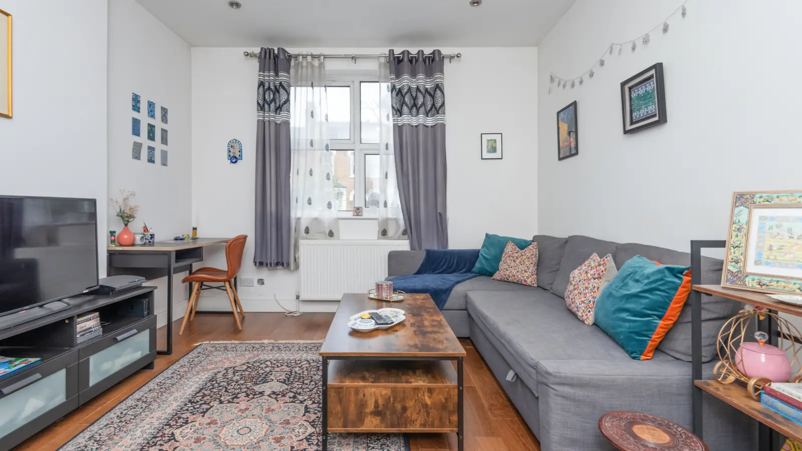 Flat Joshua Close in Greater London
