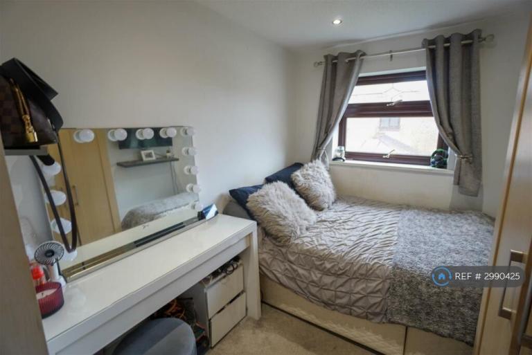 Flat Captain Lees Road in Westhoughton