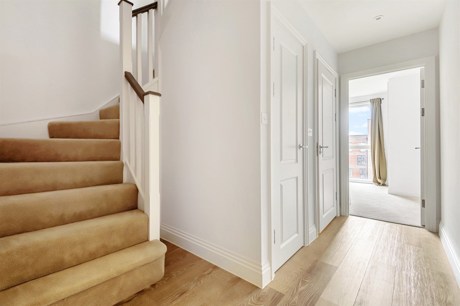 Flat Joseph Huntley Walk in Reading
