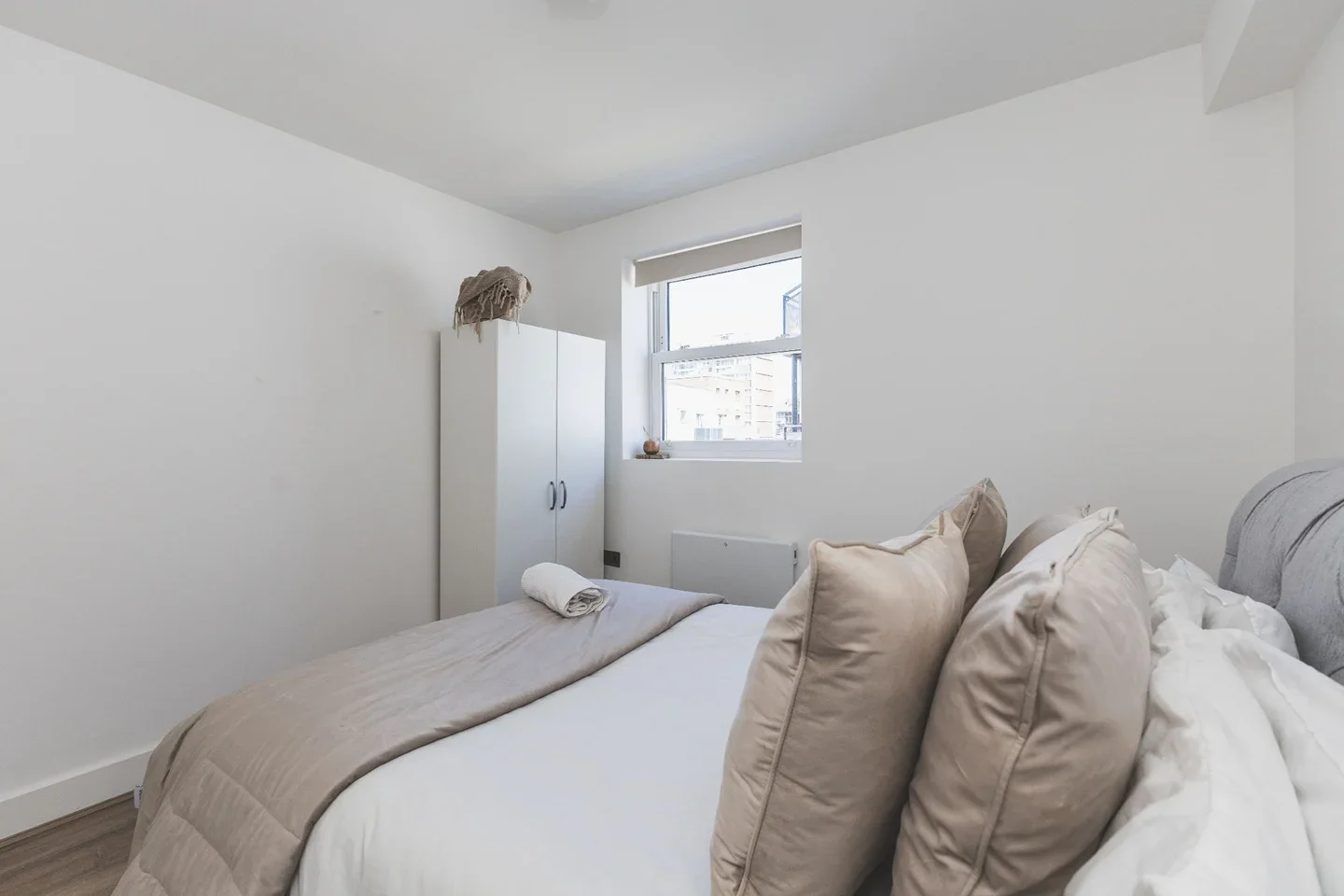 Room Ladywell Street in Greater London