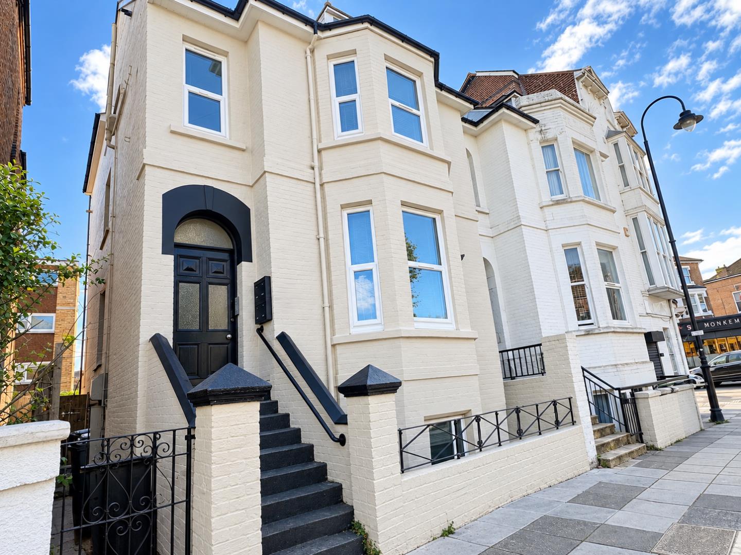Flat Outram Road in Portsmouth