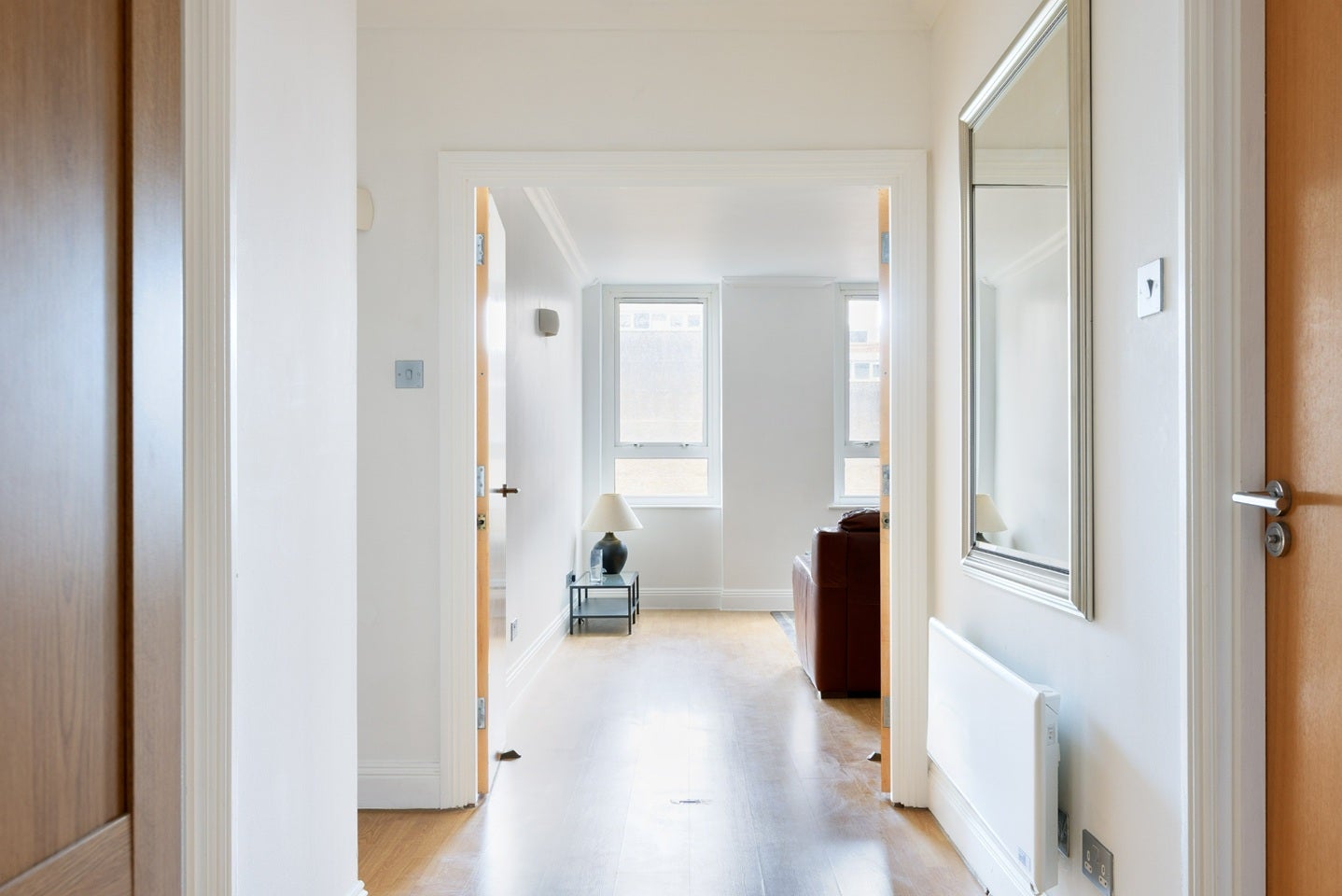 Flat Lanark Square in Greater London
