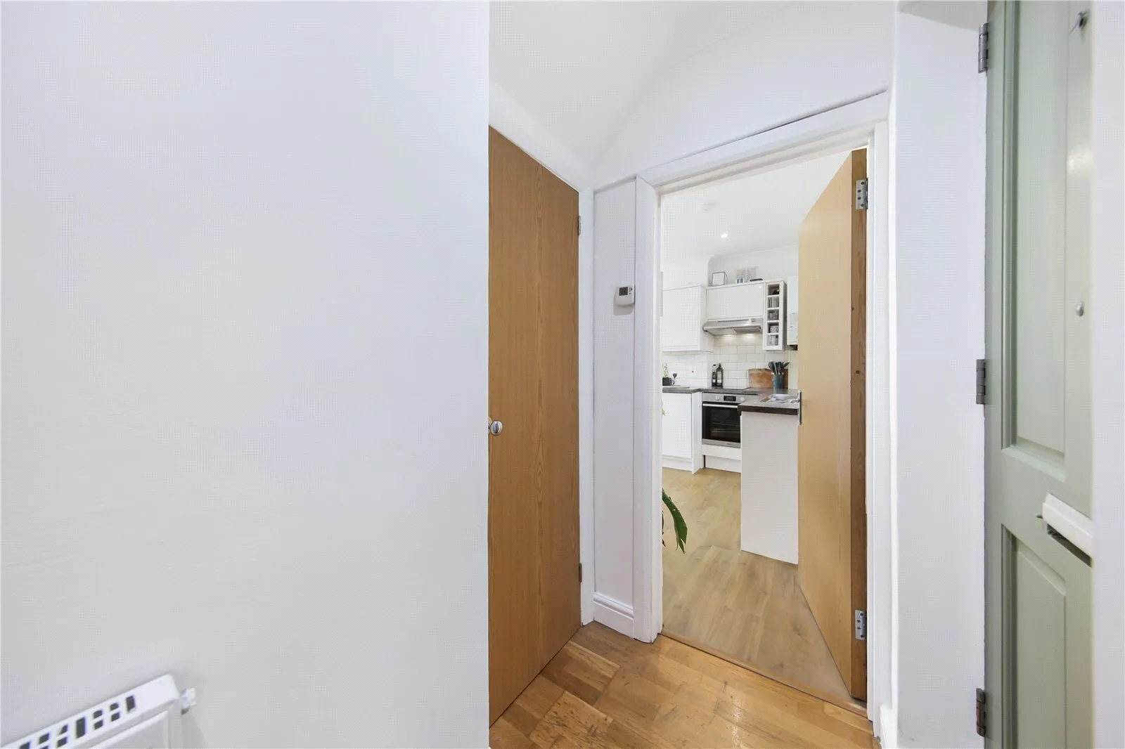 Flat Archdale Road in Greater London