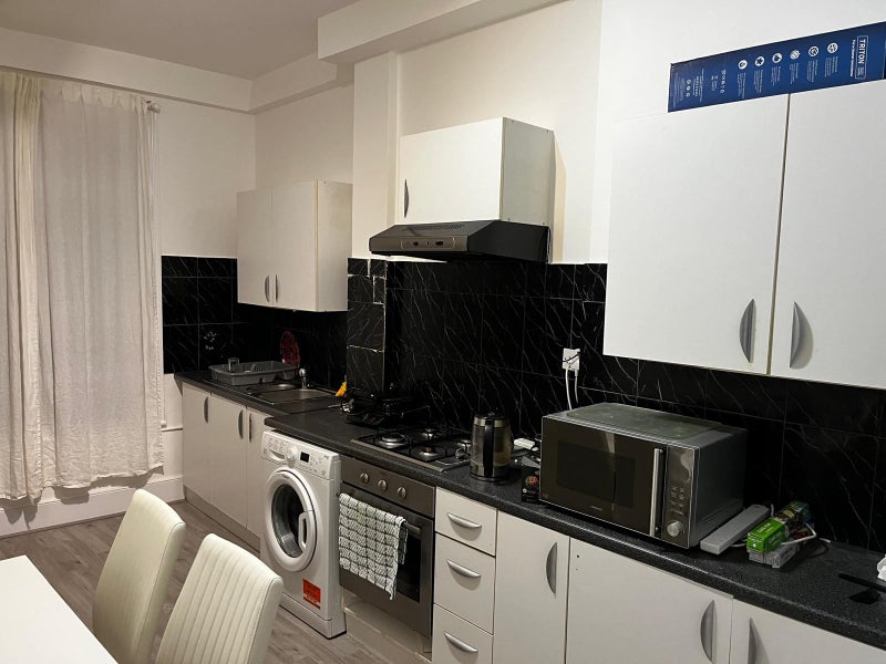 Flat Grantbridge Street in Greater London