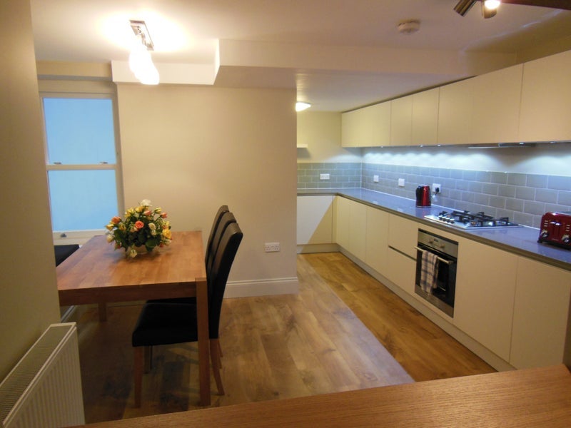 Flat Belgrave Road in City of Westminster