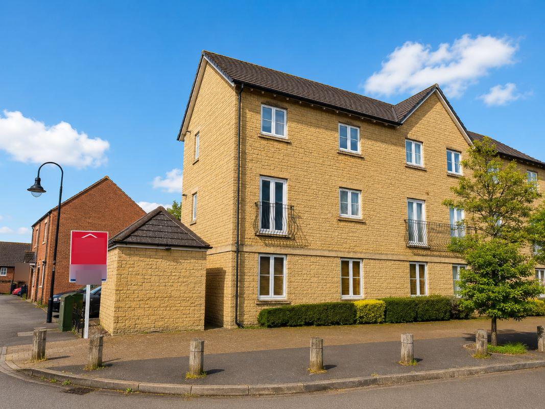Flat Careys Way in Weston-super-Mare
