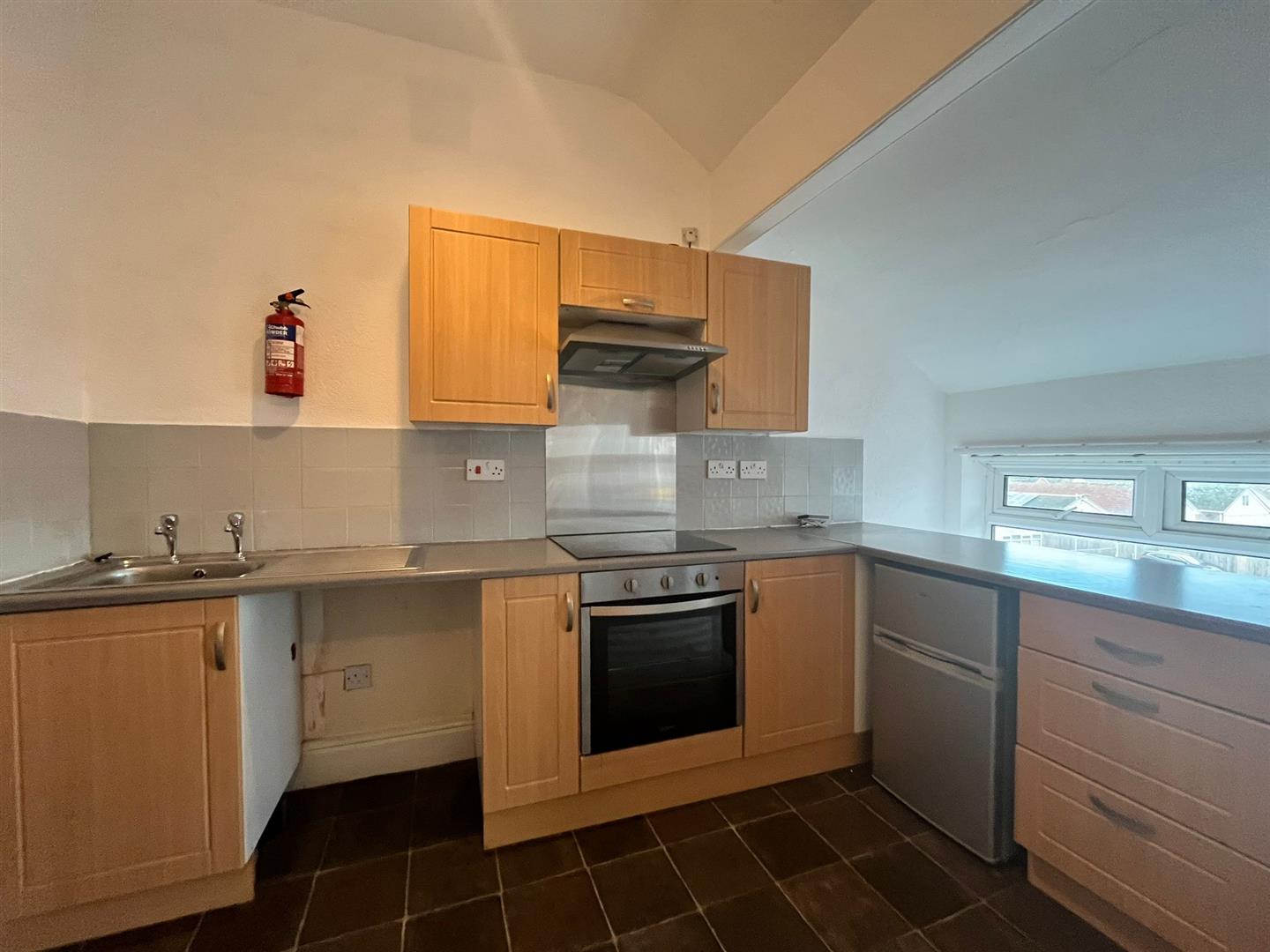 Flat Victoria Road West in Borough of Wyre