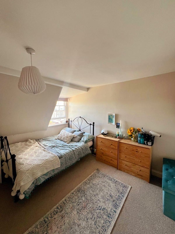 Room Caledonia Place in Bristol