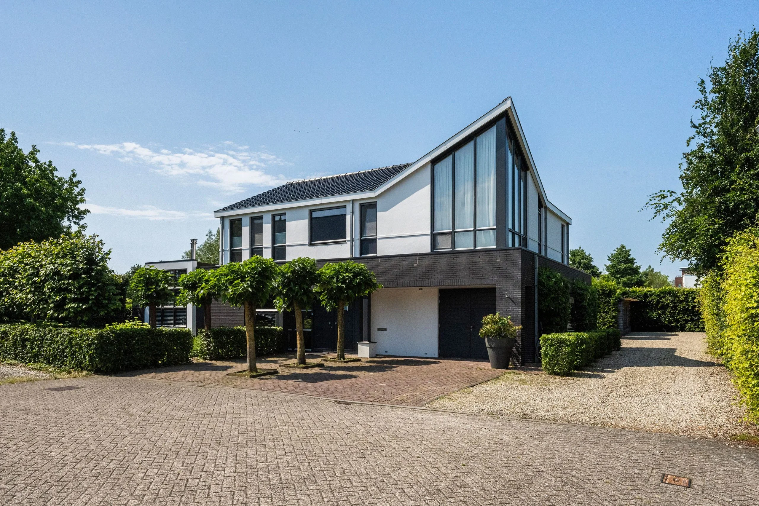Huis Oude Wetering 25 in Zwolle