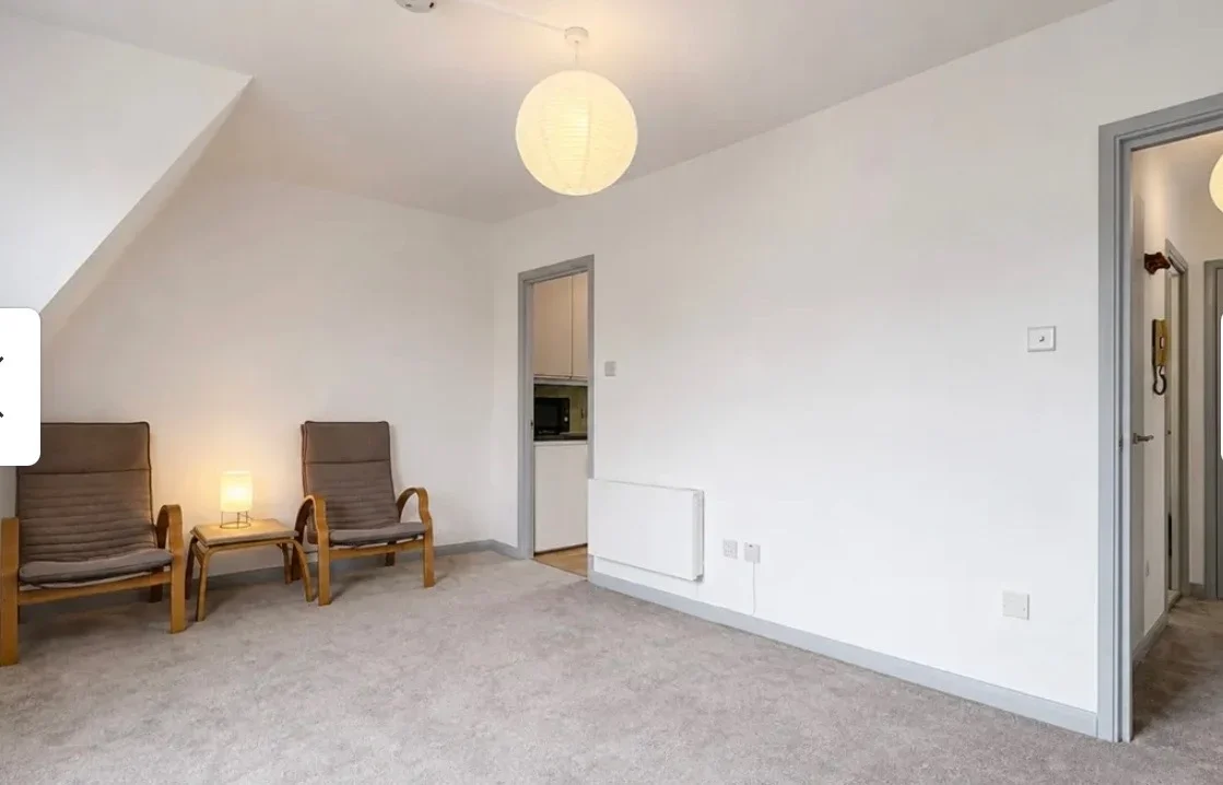 Flat Abbeyfields Close in Greater London