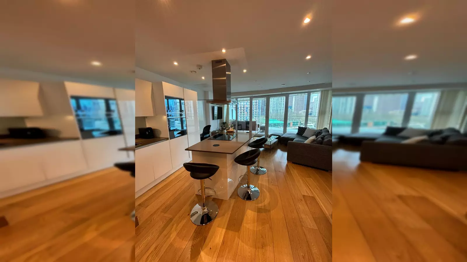 Flat Crossharbour Plaza in Greater London