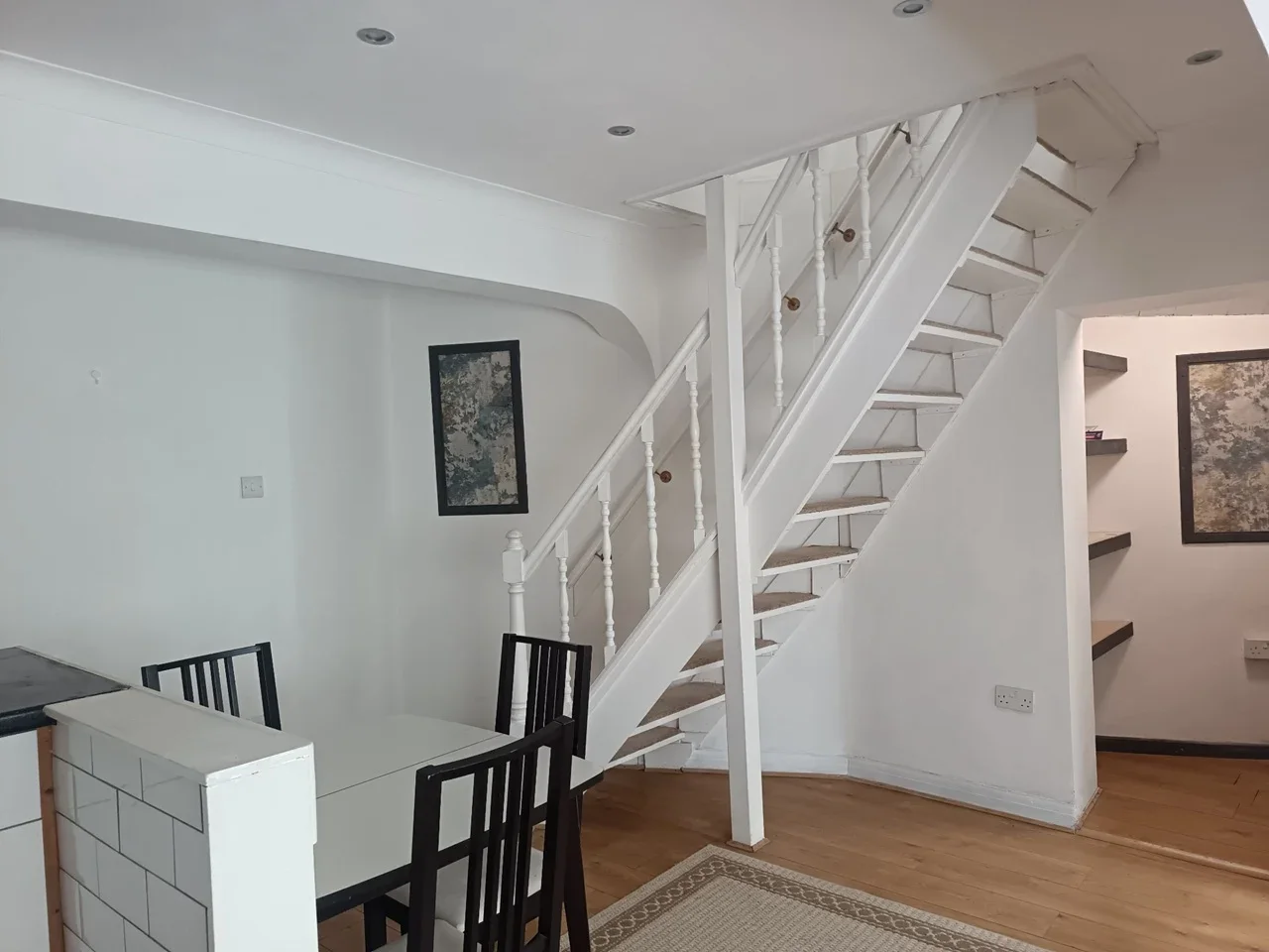 Flat Wyndham Crescent in Greater London