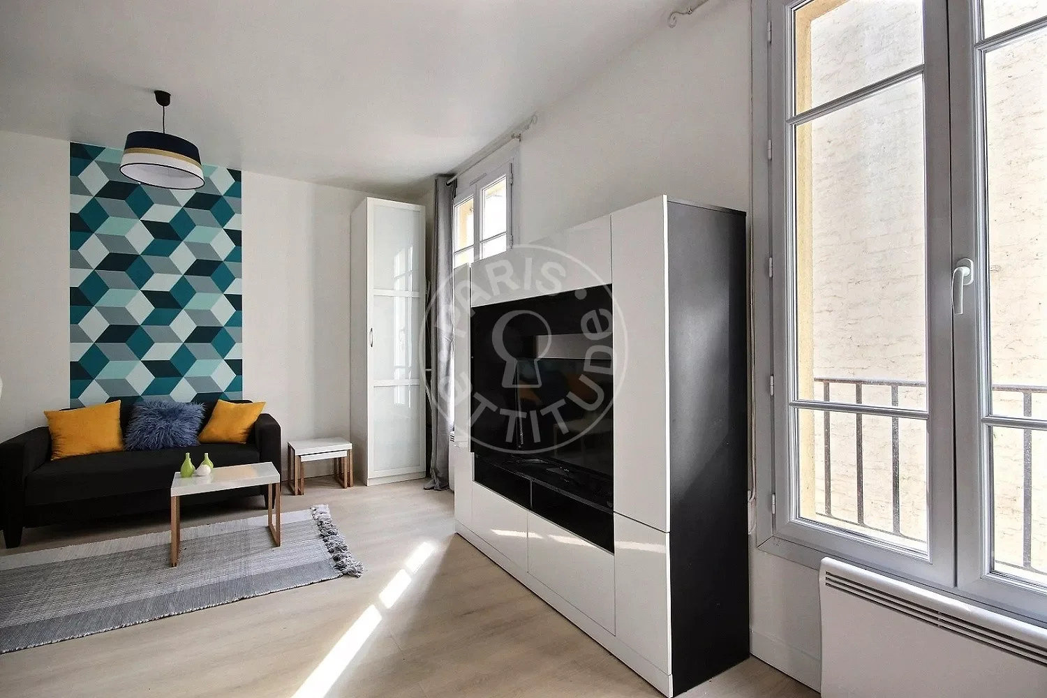 Flat Rue Saint-Jean in Paris