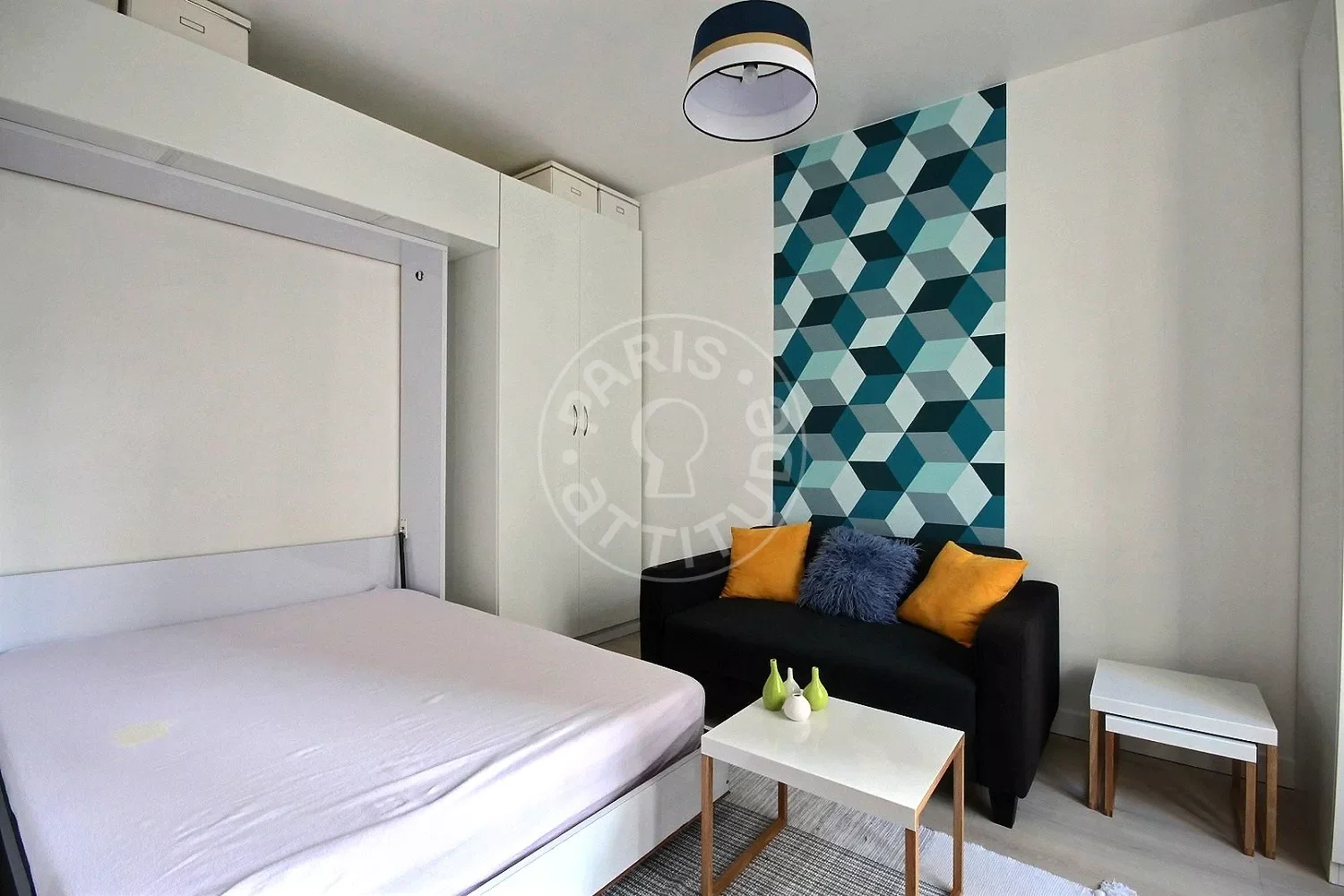 Flat Rue Saint-Jean in Paris