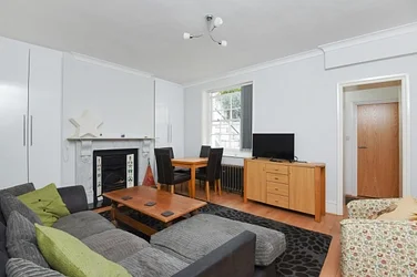 House Glengall Road in Greater London
