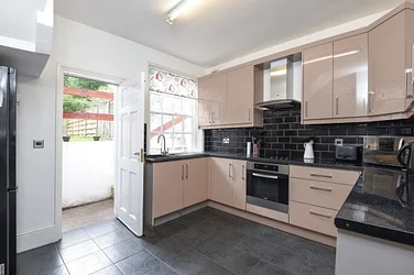 House Glengall Road in Greater London