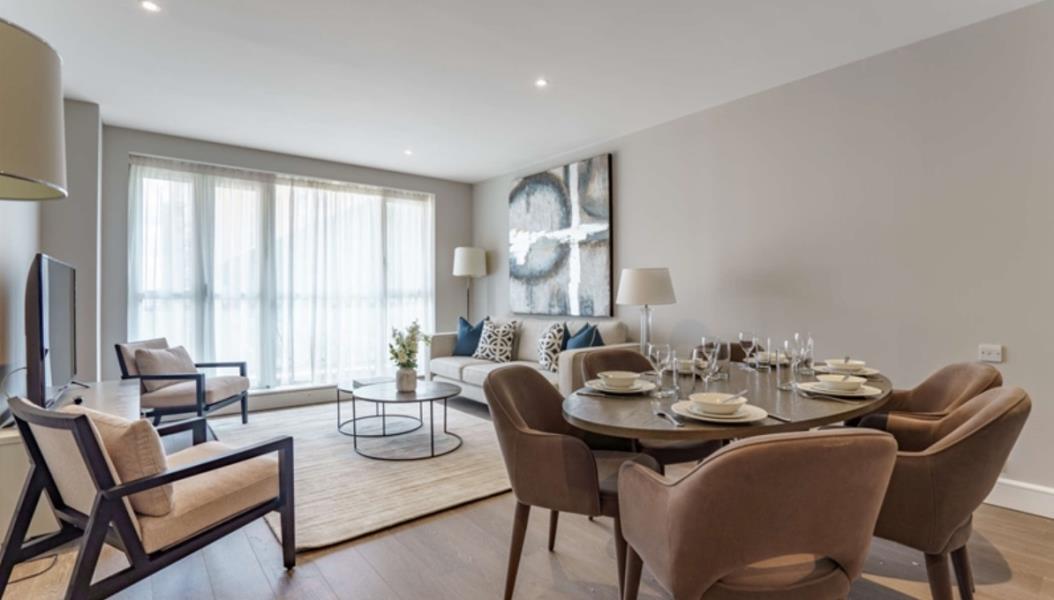 Flat Westferry Circus in Greater London