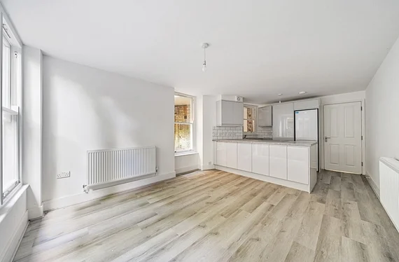 Flat Princes Lane in Greater London