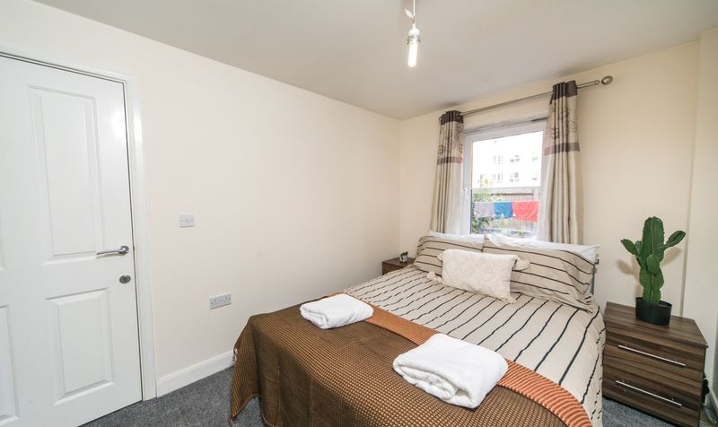 Room Battle Square in Reading