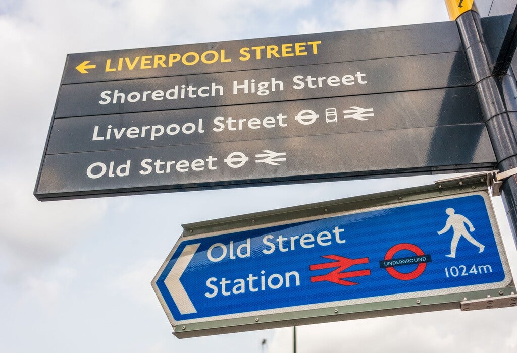 Flat Nile Street in Greater London
