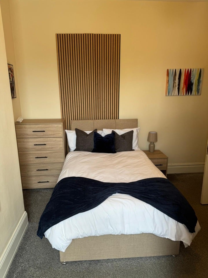 Room Jalland Street in Hull