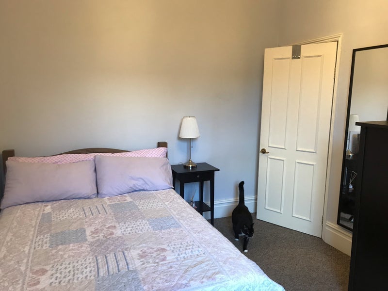 Room Goldsboro' Road in Greater London