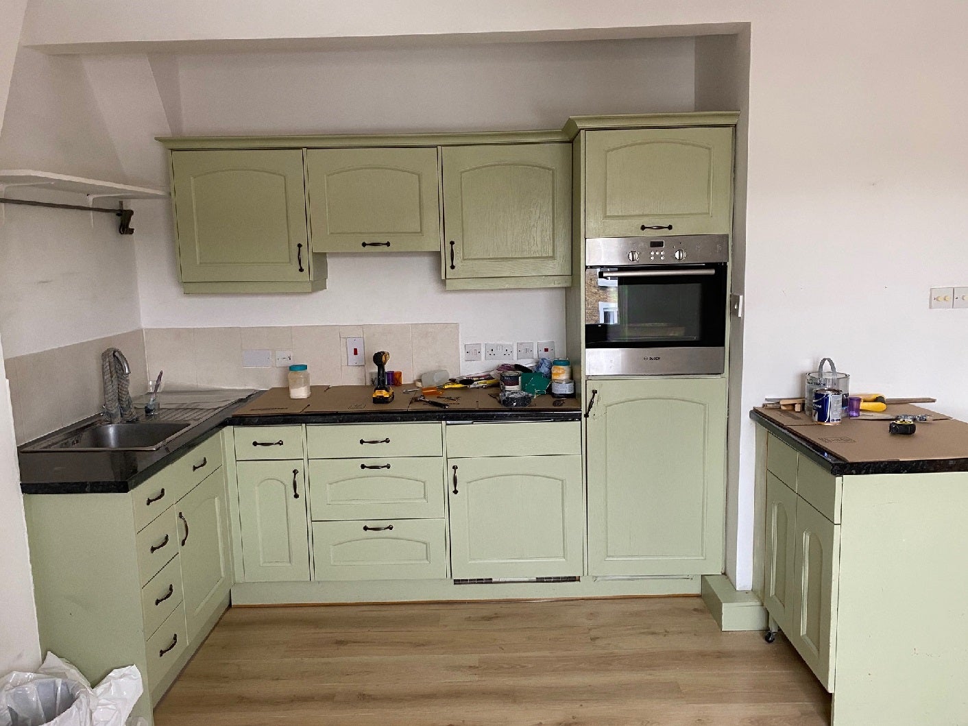 Flat Mortimer Road in Greater London