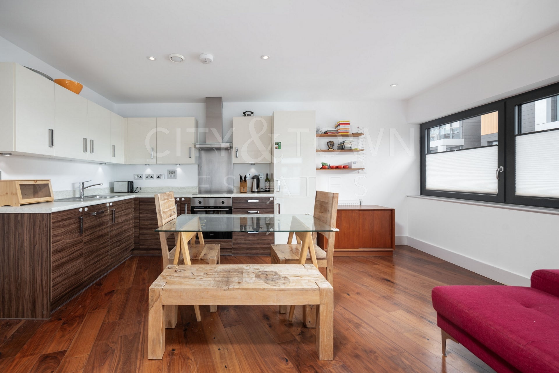 Flat College Approach in Greater London