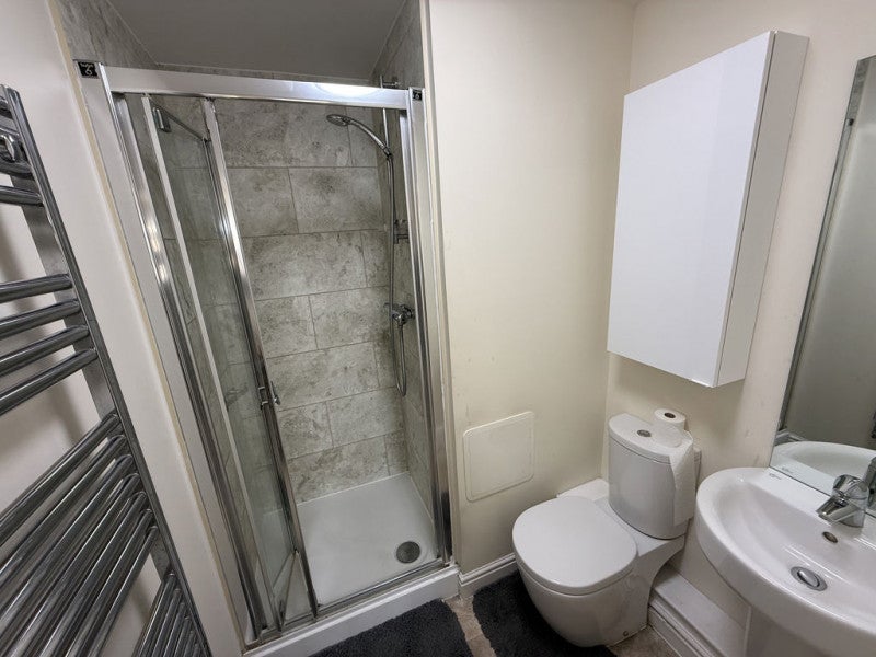 Flat Danby Street in Bristol