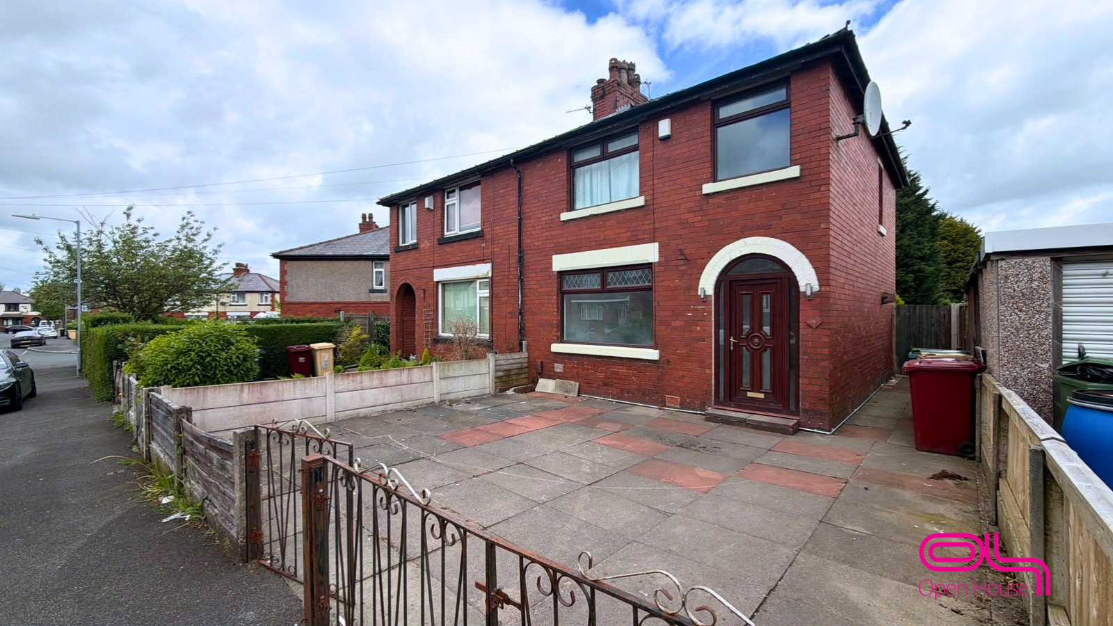 House Aster Avenue in Farnworth