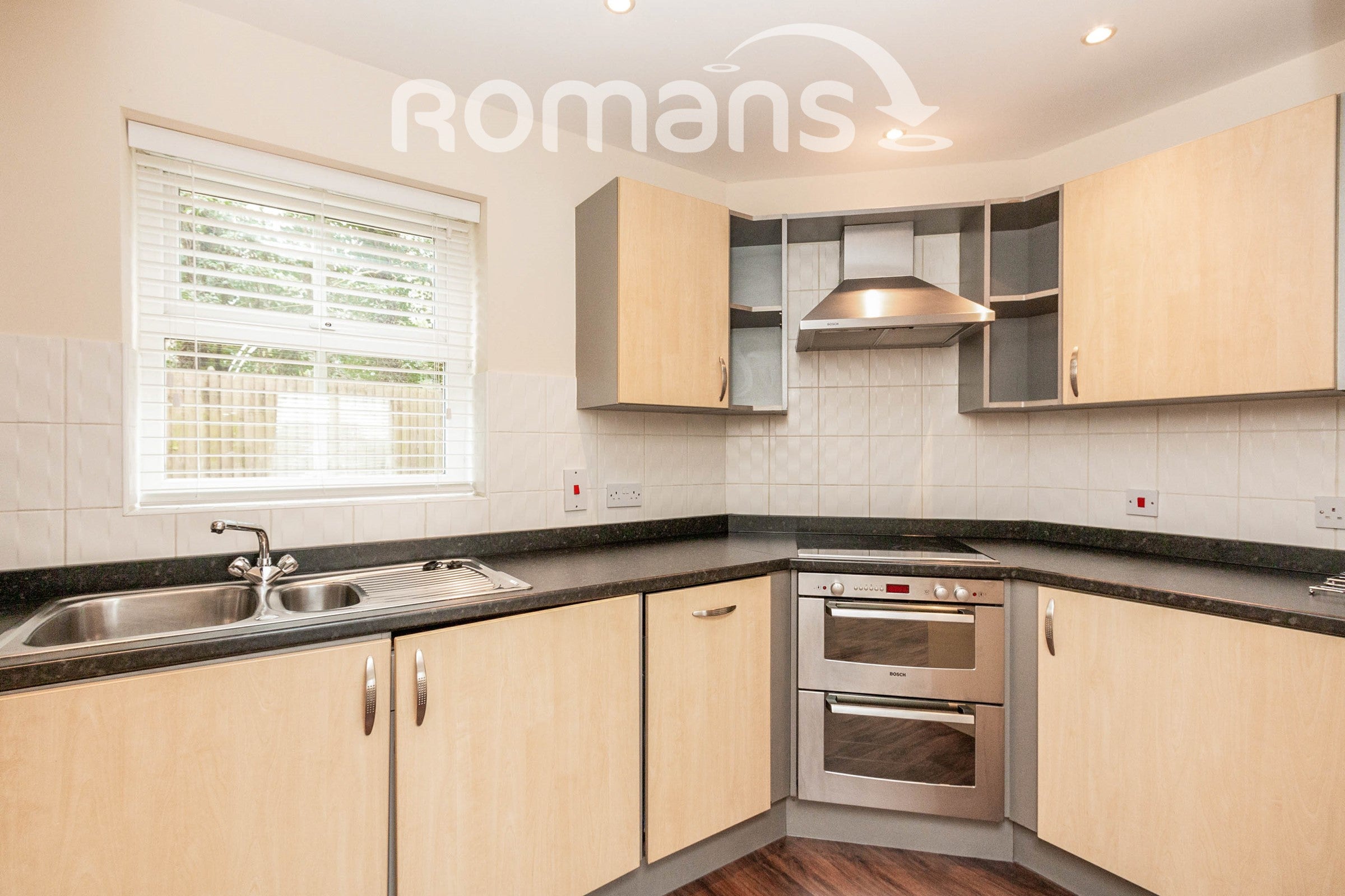 Flat Russell Road in Basingstoke and Deane