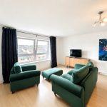 Flat Whitehill Place in Glasgow