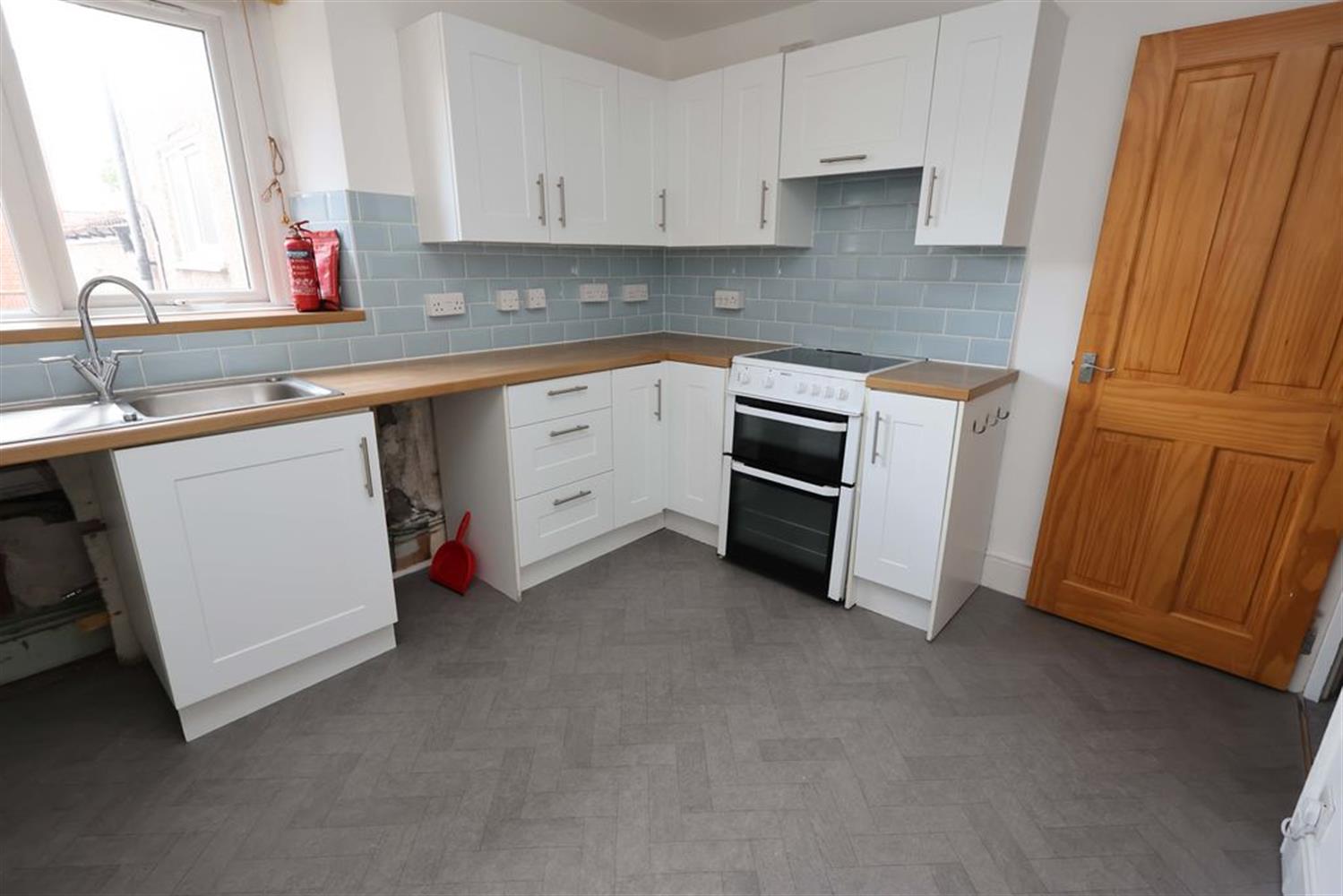 Flat Kenn Road in Bristol