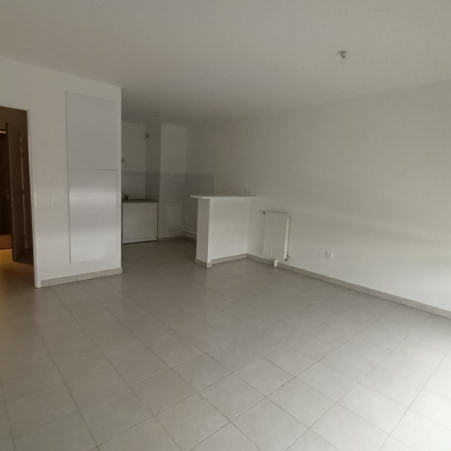 Flat Boulevard Georges Marie Guynemer in Saint-Cyr-l'École