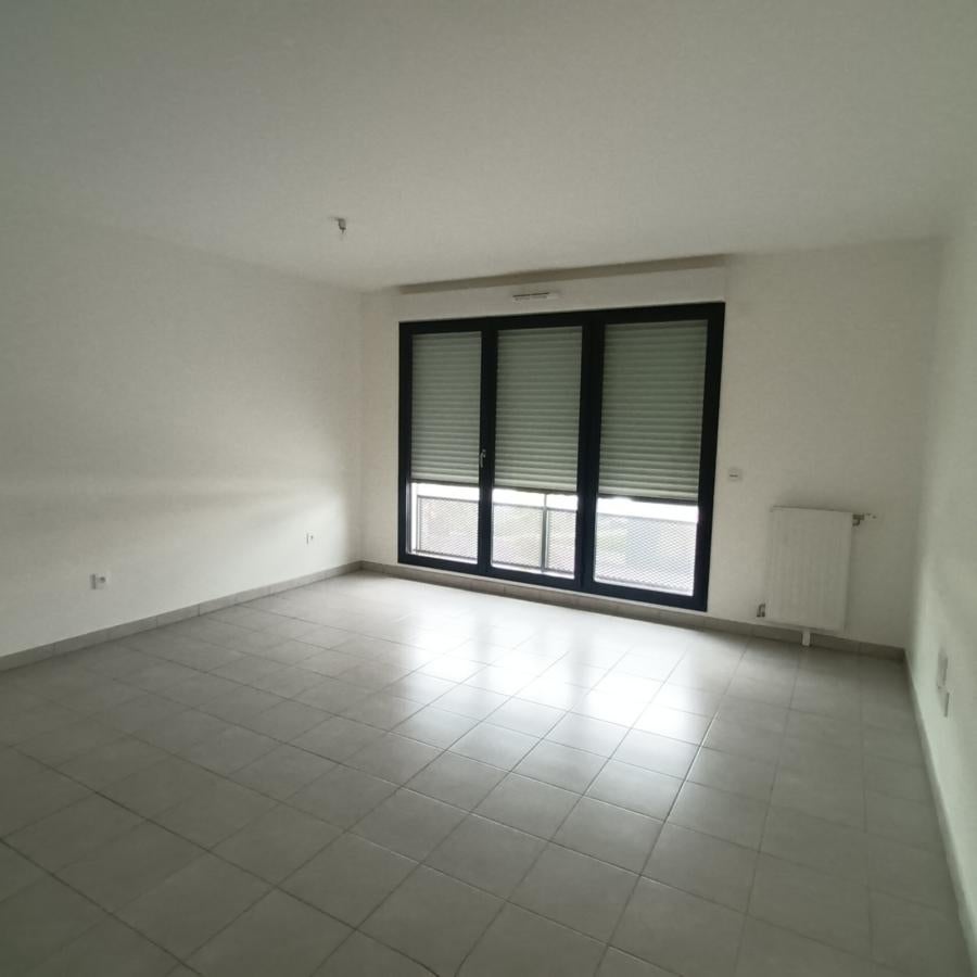 Flat Boulevard Georges Marie Guynemer in Saint-Cyr-l'École