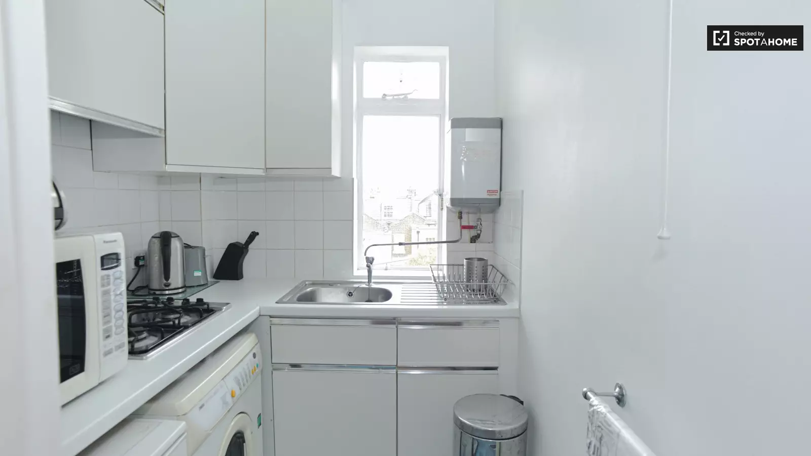 Flat St Anns Villas in Greater London