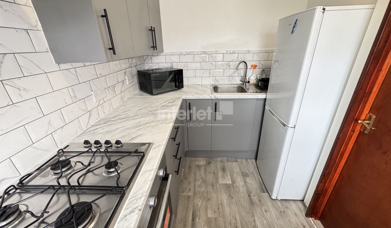 Flat Whitchurch Road in Cardiff