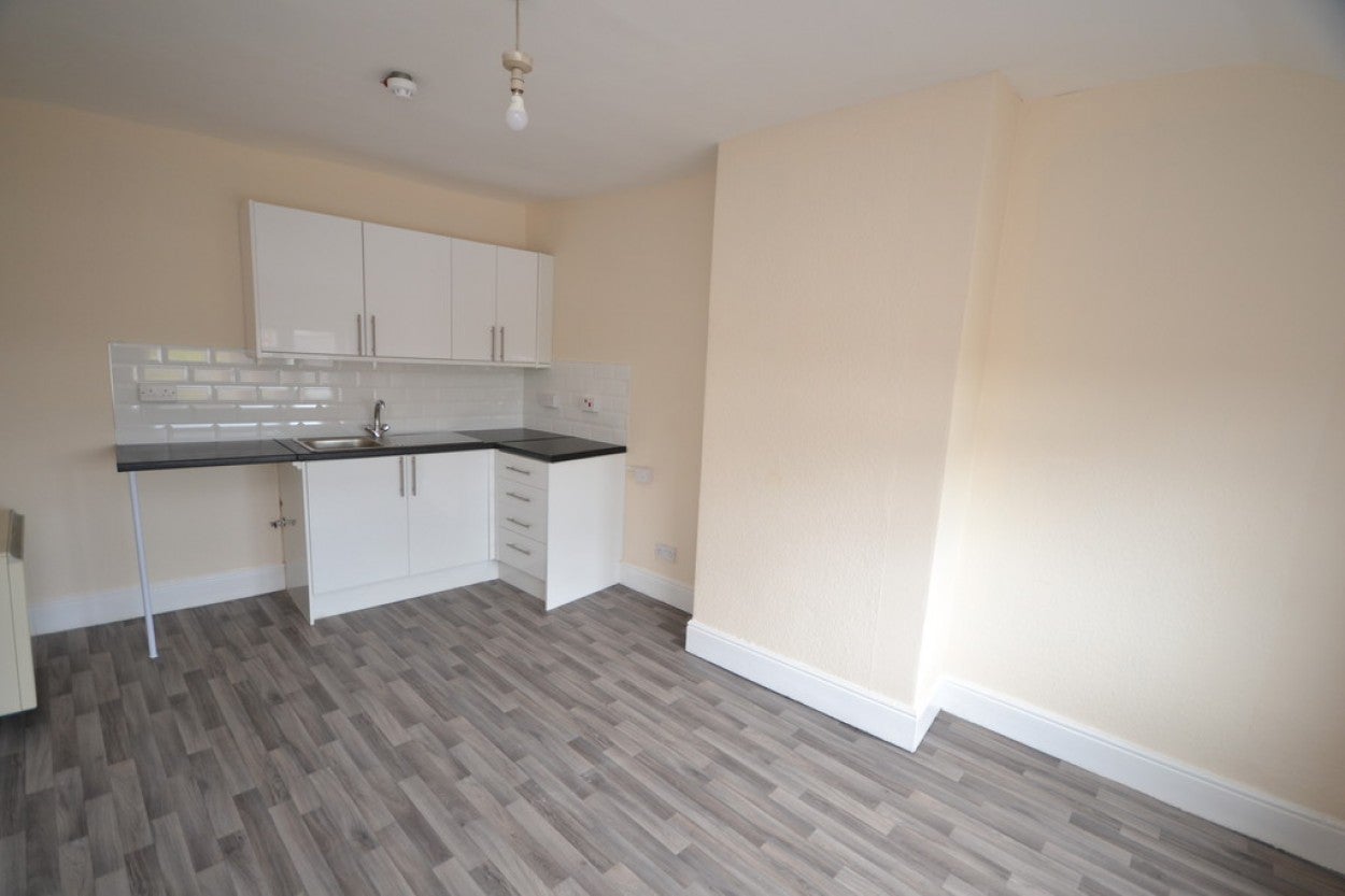 Flat Ivy Grove in Amber Valley