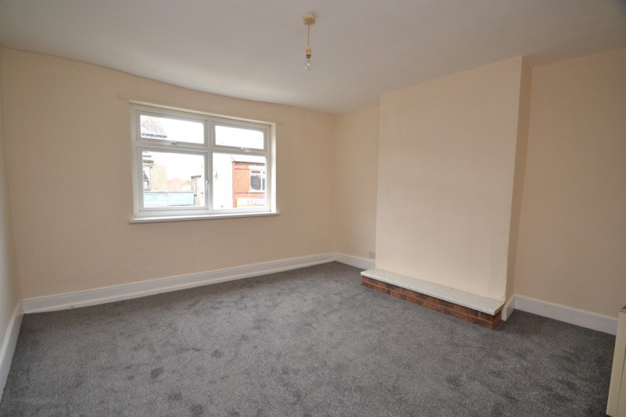 Flat Ivy Grove in Amber Valley