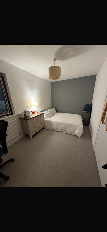 Room Wat Tyler Road in Greater London