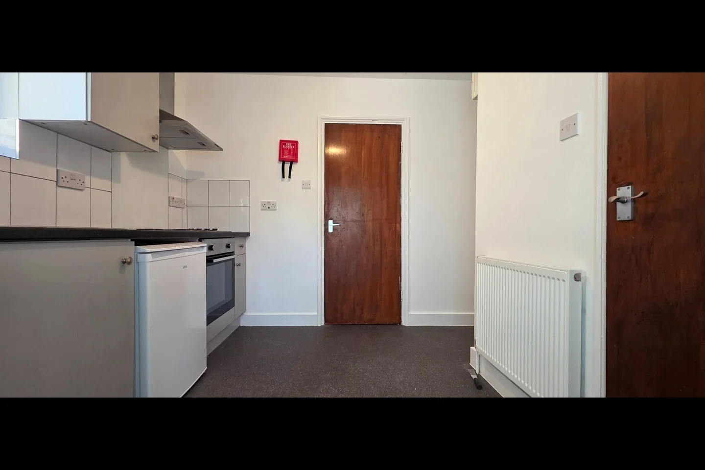 Flat Mount Pleasant Road in Greater London