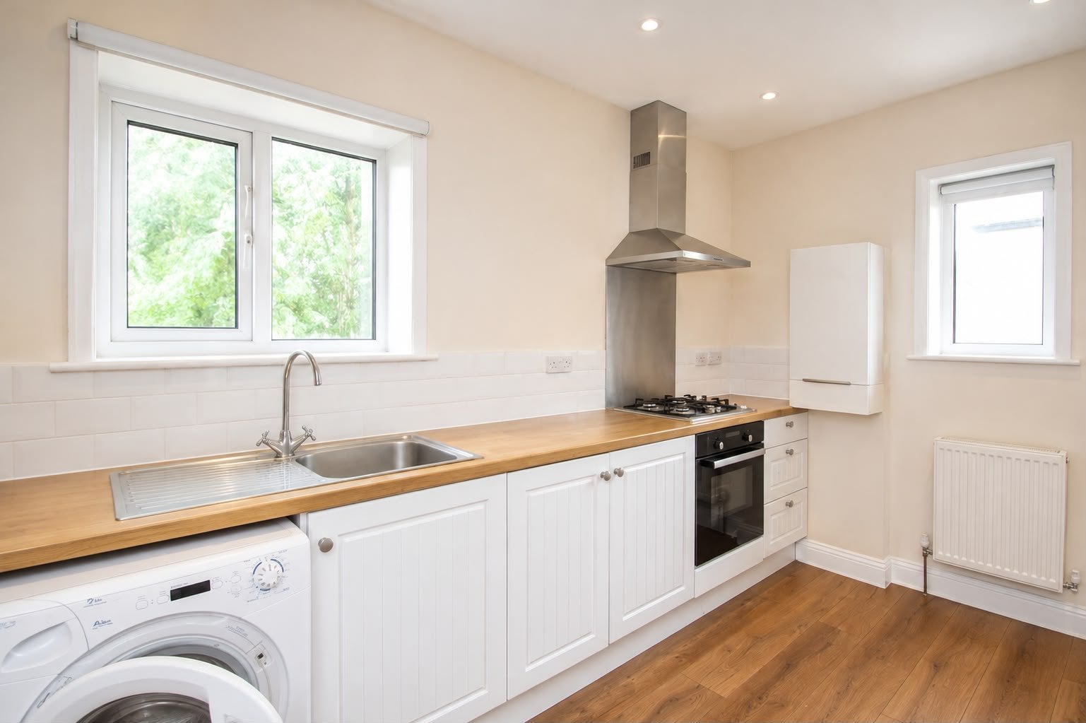 Flat Redesdale Gardens in Leeds