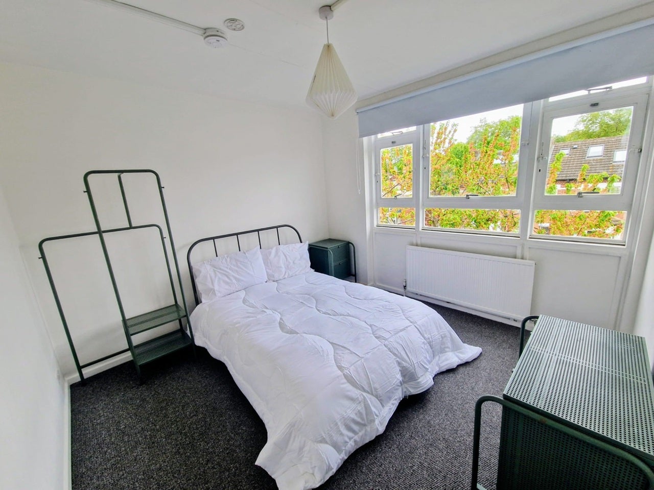 House Maskelyne Close in Greater London