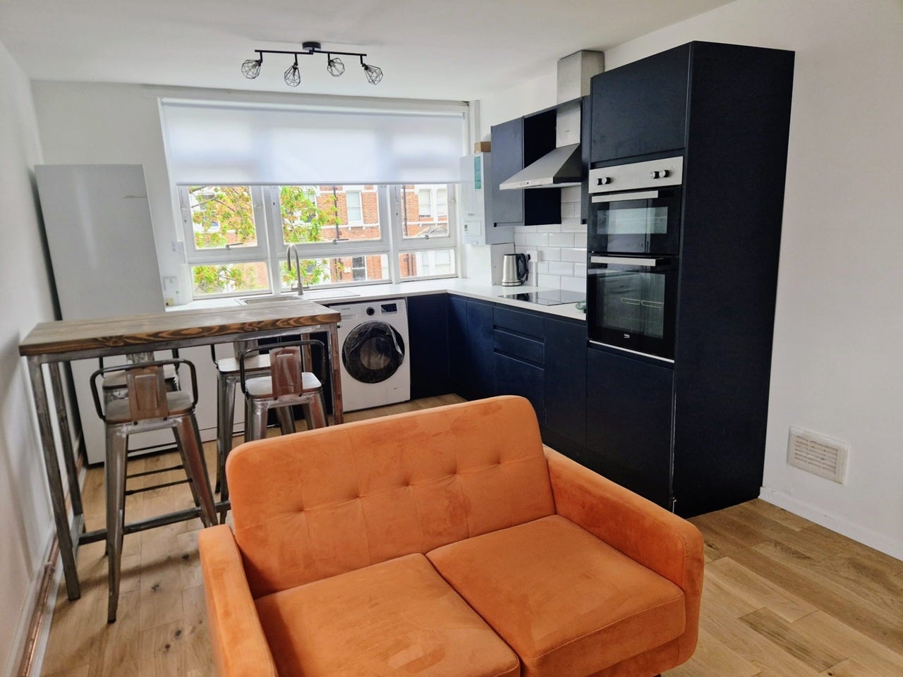 House Maskelyne Close in Greater London