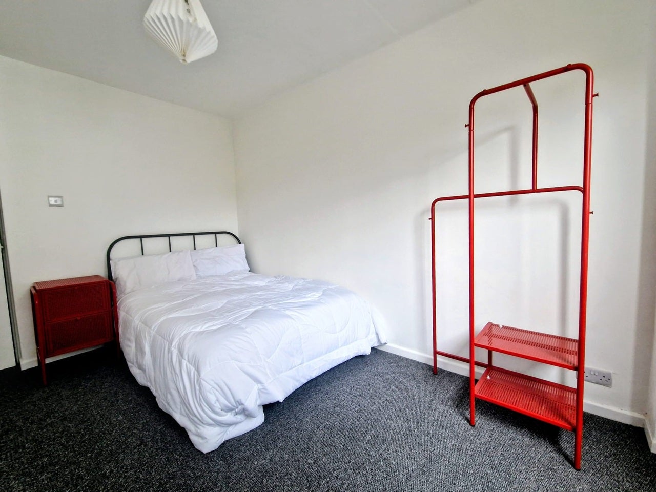 House Maskelyne Close in Greater London