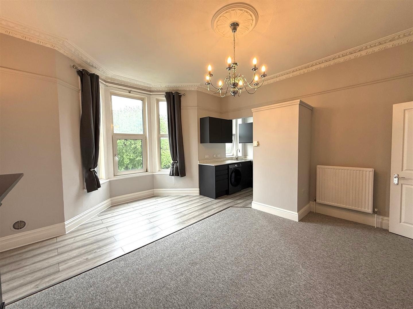Flat Newbridge Road in Bath