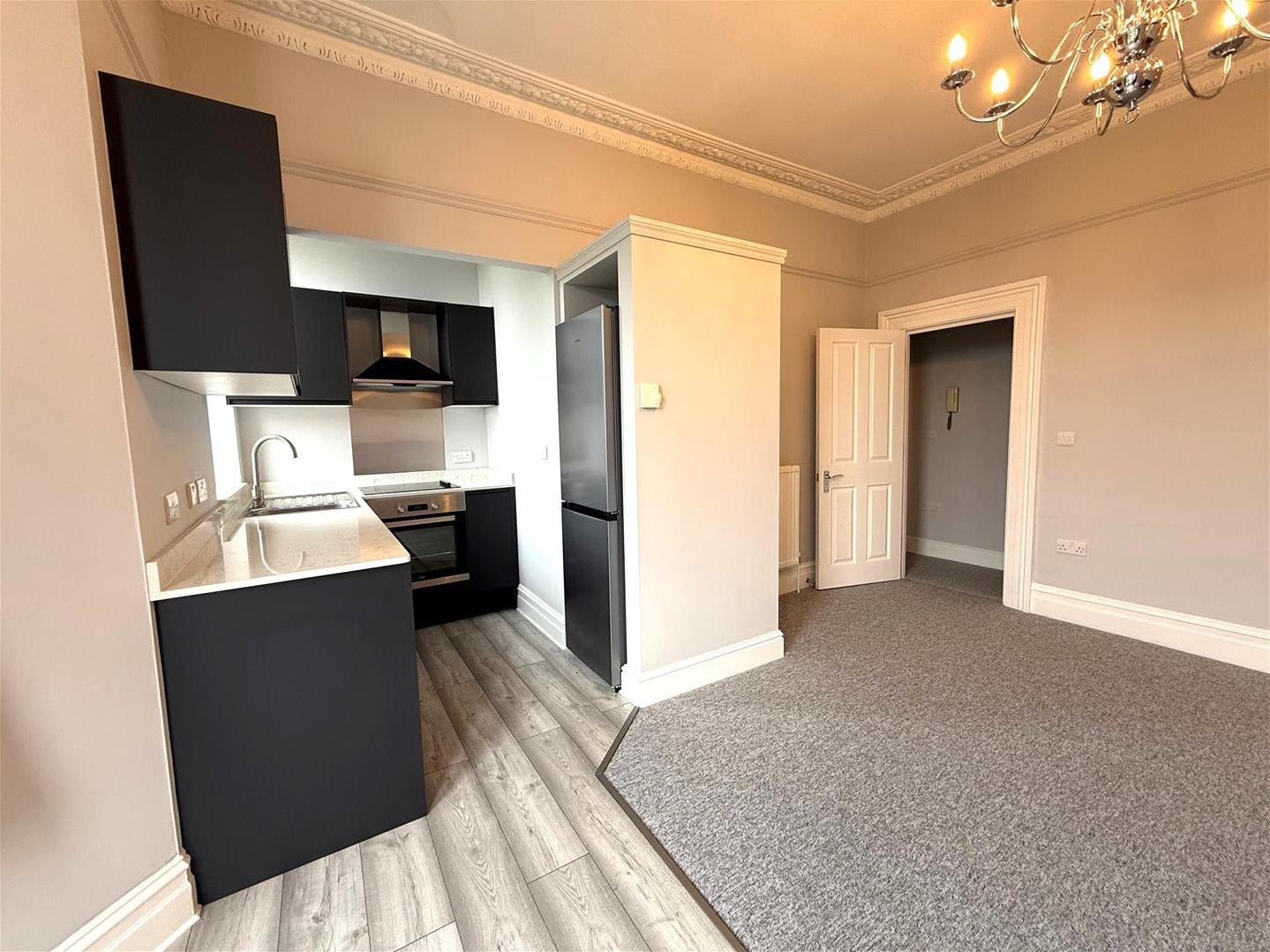 Flat Newbridge Road in Bath