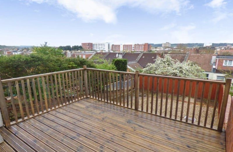 Room Mendip Road in Bristol