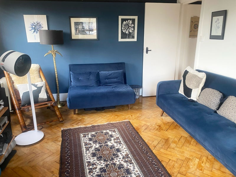 Room Romford Road in Greater London