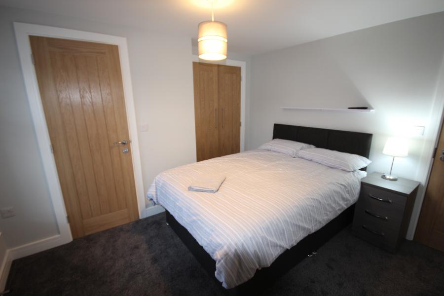 Room Belvedere Road in East Staffordshire